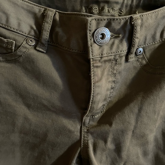 Maurice’s pants - Picture 3 of 5